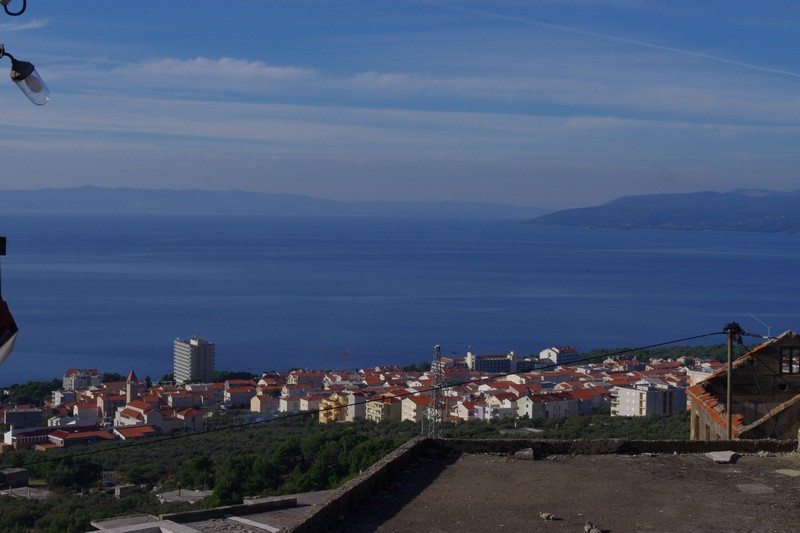 Prodaje se kamena kuća na moru Makarska